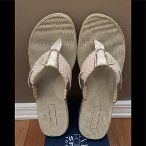 Sperry Flip Flops